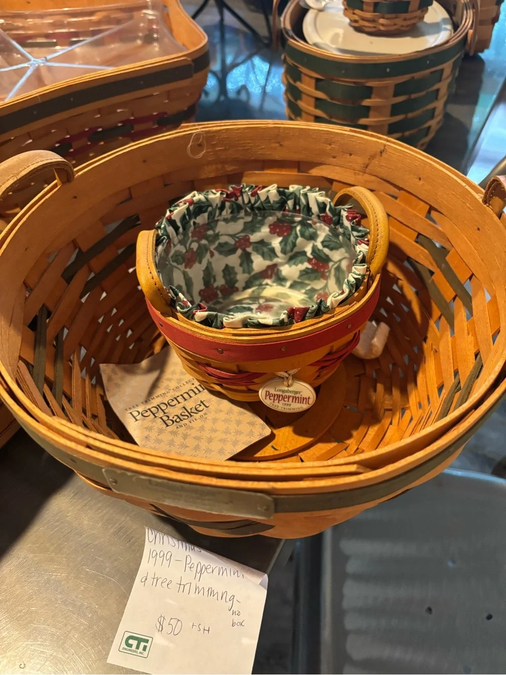 Peppermint Handwoven Popcorn Basket in Orange and Green